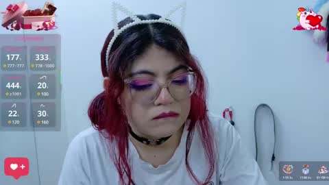 Snapshot of cat_white chatting on February 13, 12:00 pm Cata online show from February 13, 12:00 pm