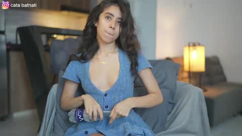 Catalina online show from April 17, 2:41 pm