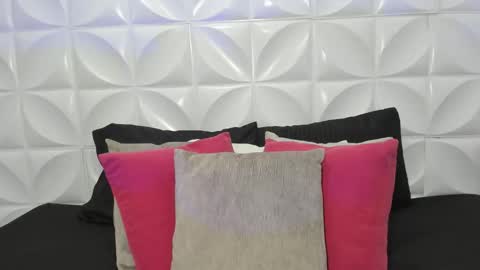 cata_gil1 online show from November 14, 6:10 pm