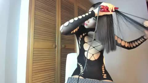Snapshot of cataleya_villalobos chatting on October 10, 1:28 pm Cataleya online show from October 10, 1:28 pm