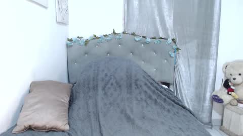 Mariacatalinakane online show from September 12, 3:52 am