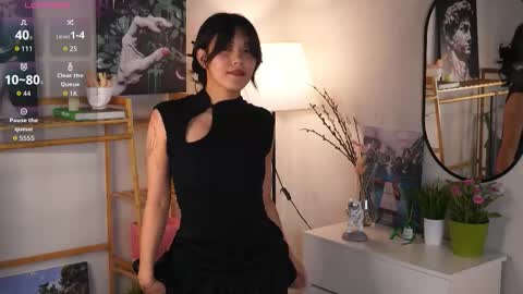 Lee online show from September 22, 4:11 pm