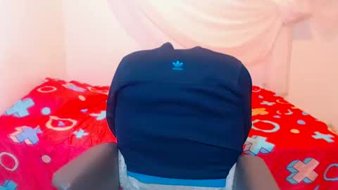 Snapshot of cathi_nahomi chatting on October 18, 11:42 pm cathi_nahomi online show from October 18, 11:42 pm