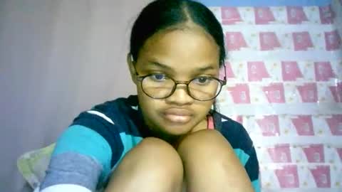 Snapshot of cathyxlisa chatting on October 2, 9:52 am CathyXLisa online show from October 2, 9:52 am