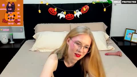 CatmintLush online show from November 2, 12:32 am