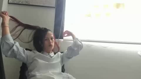 CATT EVANS online show from January 15, 8:16 pm