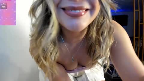 Snapshot of cattaleya_rose chatting on October 9, 12:05 am Catta online show from October 9, 12:05 am