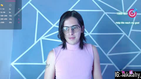 Snapshot of cava_pretty chatting on January 23, 9:18 am cava_pretty online show from January 23, 9:18 am