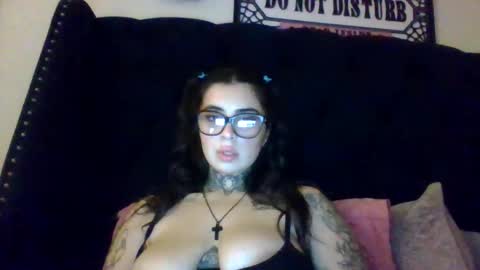 ceceluv27 online show from November 28, 2:52 am