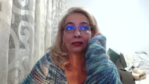 Snapshot of cecylya4u chatting on October 5, 7:54 pm cecylya4u online show from October 5, 7:54 pm