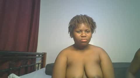 ceepretty25 online show from February 4, 10:19 am