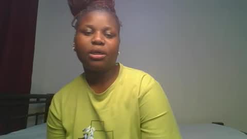 ceepretty25 online show from April 13, 9:46 am