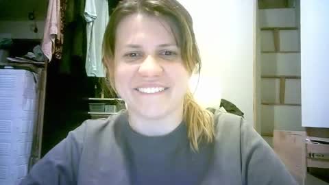 celeste_naughty_ online show from April 14, 10:40 am