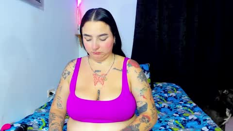 Snapshot of celeste_y_pipe chatting on February 9, 6:33 am Celeste Y Pipe online show from February 9, 6:33 am