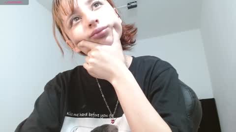 Snapshot of celesteayase chatting on February 8, 4:36 am celesteayase online show from February 8, 4:36 am