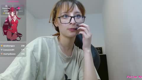 Snapshot of celesteayase chatting on March 8, 3:06 am celesteayase online show from March 8, 3:06 am
