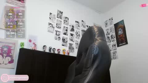Snapshot of celesteayase chatting on October 3, 2:53 am celesteayase online show from October 3, 2:53 am