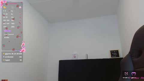 Snapshot of celesteayase chatting on March 1, 2:04 am celesteayase online show from March 1, 2:04 am