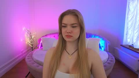 celestenoirr online show from March 18, 7:58 am