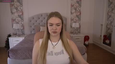 celestenoirr online show from January 19, 7:51 am