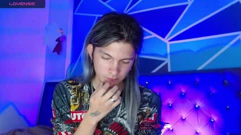 I am Valentinn online show from October 27, 2:44 am