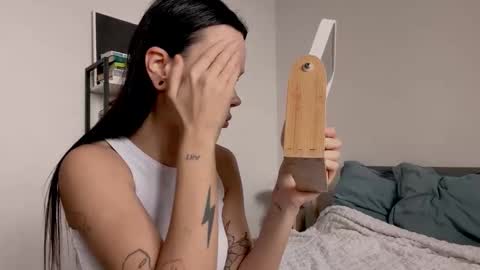 celinabareford online show from March 5, 9:18 am