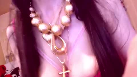 Cerise online show from April 6, 1:14 am