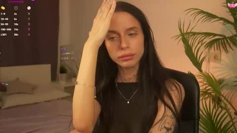 Casey online show from September 25, 9:44 pm