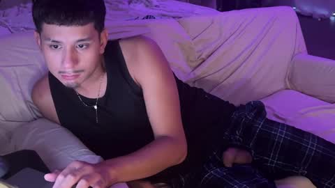 Snapshot of ch3micalhyp3boy chatting on October 17, 5:28 pm Kpapi online show from October 17, 5:28 pm