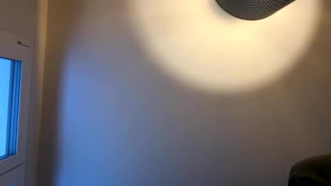 ch_xoxo78 online show from December 6, 8:54 am