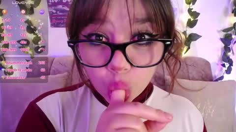 Snapshot of chaarlotte_1 chatting on September 14, 8:10 pm charlotte online show from September 14, 8:10 pm