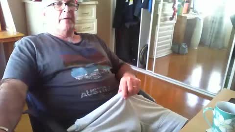 Chalky online show from September 24, 5:47 am