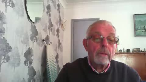 Champers online show from May 12, 11:19 am