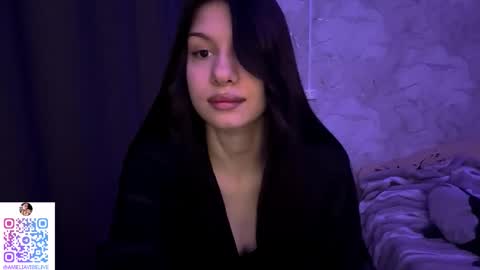 Snapshot of chanel_no_5 chatting on October 3, 7:16 am Amelia online show from October 3, 7:16 am