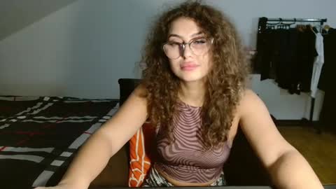 Stephanieblisss online show from January 6, 8:39 pm