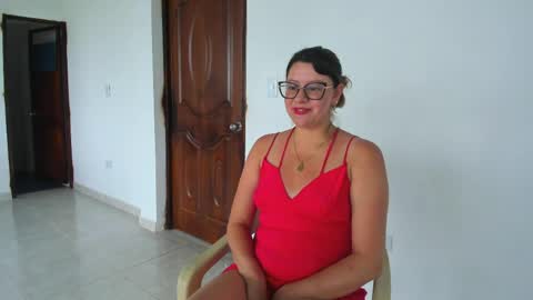 chanell online show from April 5, 1:19 pm