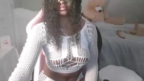 Savana online show from April 11, 12:15 am