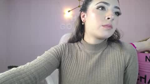 channel_blonde_a online show from February 17, 4:39 pm