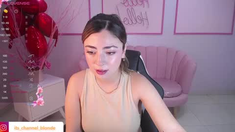 channel_blonde_a online show from February 24, 5:09 pm