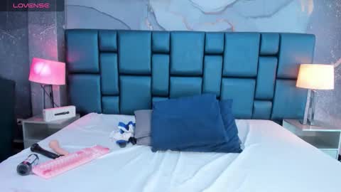 Channey online show from October 22, 2:37 am