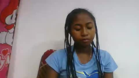 chantale483461 online show from June 1, 6:20 pm