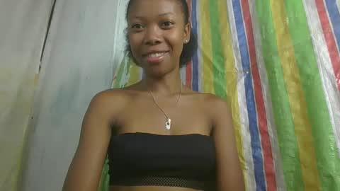 chariola0101 online show from February 6, 11:15 pm