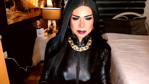 charismatic_apple online show from February 17, 8:19 pm