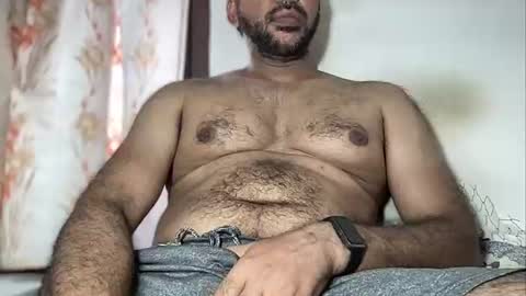 charles_dera35 online show from November 3, 3:51 am