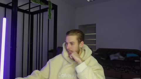 CHARLES SINS online show from February 14, 2:02 pm