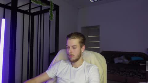 CHARLES SINS online show from February 14, 5:14 pm