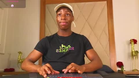 charlesbrown_ online show from June 2, 12:51 pm