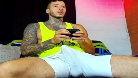 Snapshot of charless_dickenss chatting on October 18, 10:30 am charless_dickenss online show from October 18, 10:30 am