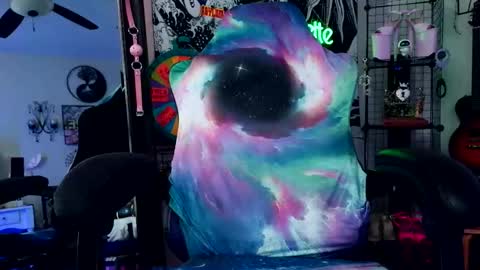 Charlette Webb online show from December 4, 2:33 am