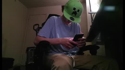 char sexiness online show from February 5, 5:05 pm